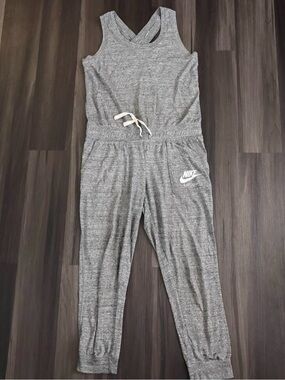 Nike Jumpsuit Women's Size Medium Gray Sleeveless Criss Cross Back Pantsuit